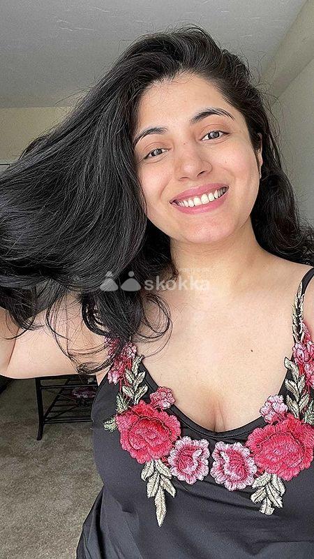 AFRICAN petit potable.. fat ass girl ... she will fuck anyway you like to fuck ... come eat her big ass ... horny sex fu